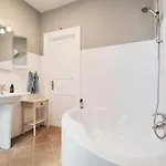Rosa - Charmante, Grosse Altbauwohnung * فلنسبورغ