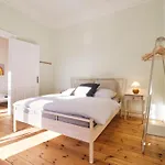 公寓 Rosa - Charmante, Grosse Altbauwohnung