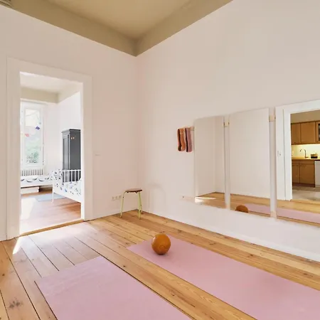 公寓 Rosa - Charmante, Grosse Altbauwohnung