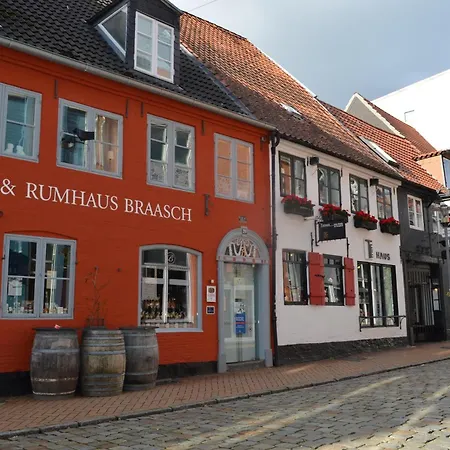 Villa Rosa - Charmante, Grosse Altbauwohnung Apartment Flensburg
