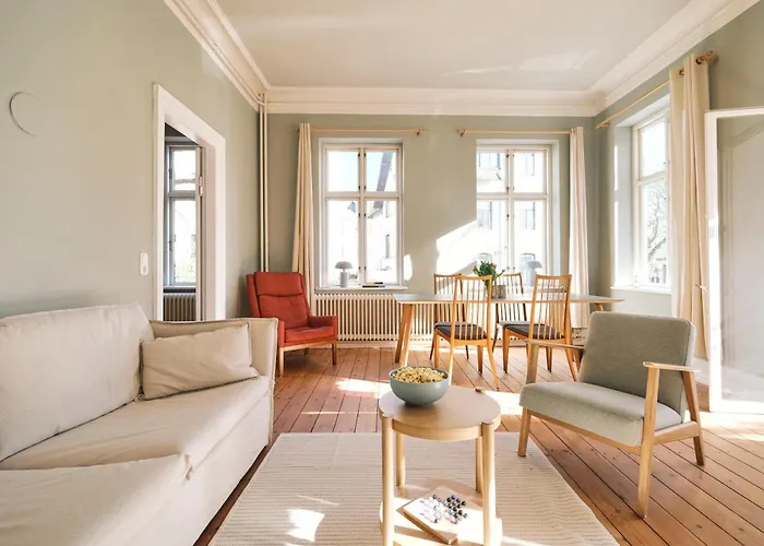Appartement Rosa - Charmante, Grosse Altbauwohnung *