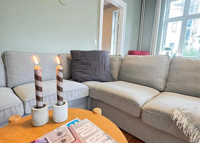 Appartement Rosa - Charmante, Grosse Altbauwohnung Flensburg